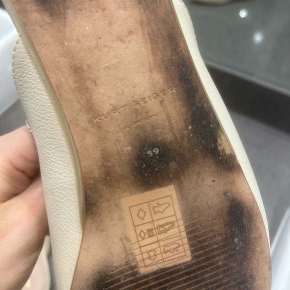 Kurt Geiger Cream and Gold Lobster Embroidered Mules - Picture 9 of 9